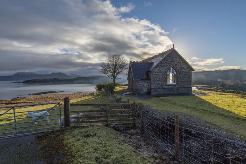 пейзаж, облака, природа, горы, шотландия, утро, солнце Часовня в деревне Айлорнсэйphoto preview