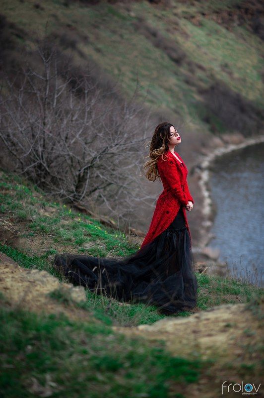 fotofrol, portrait, stones, woman, black, glamour, water, beauty Юлия Крынкаphoto preview