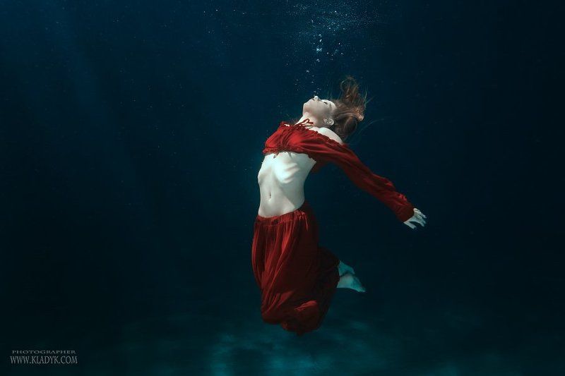 Underwater,  girl, ocean Underwater mysteryphoto preview