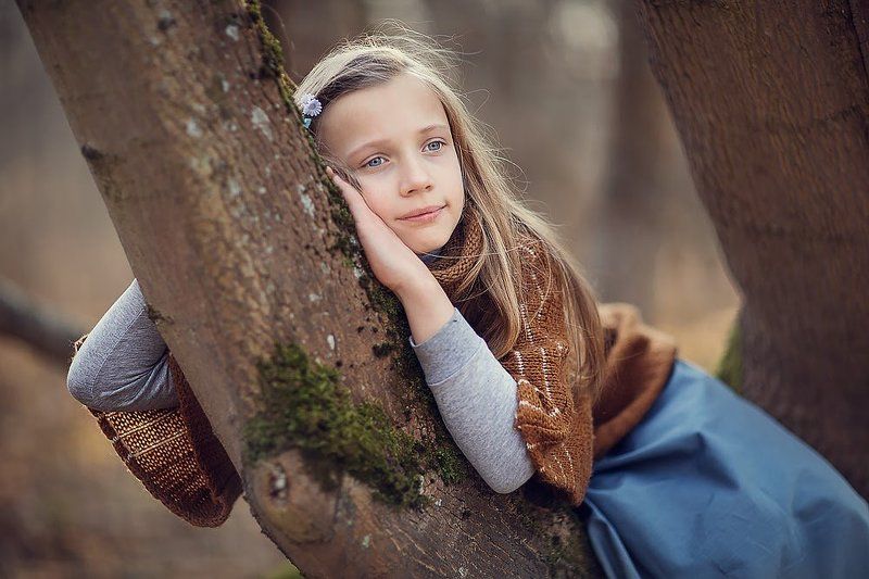 made, human, sunlight, clothing, barefoot, baby, children, fun, ethnicity, park, vibrant, green, toddler, foot, day, happiness, friendship, bright, only, grass, playing, summer, offspring, casual, picnic, people, springtime, caucasian, family, leg, three, photo preview