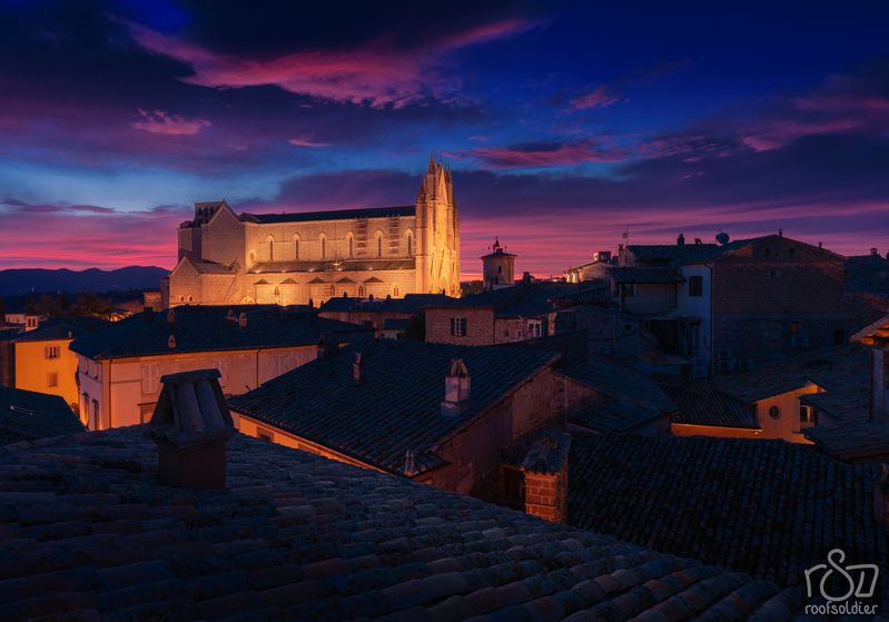 Italy, city, cityscape, architecture, roof, rooftop, orvieto, urban, postcard, sunset, sunrise, cathedral, church Orvietophoto preview