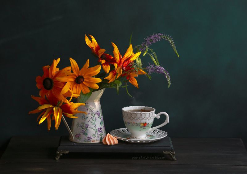 цветы, чай, чашка, натюрморт, напиток, аромат, вкусно, flowers, still life, drink, aroma, delicious, bouquet , flowers Цветы и чашка чая..photo preview