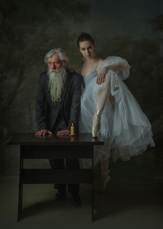 Писатель и балеринаphoto preview