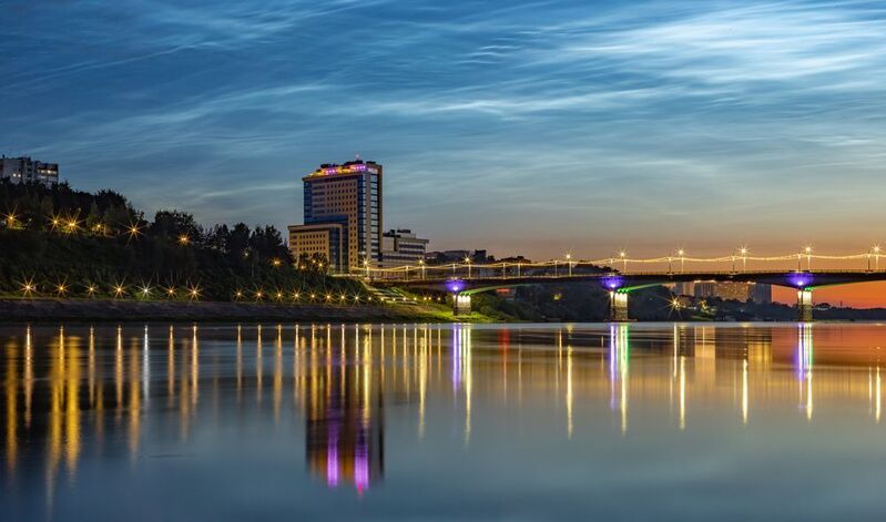 облака, серебристые, Вятка, река, Киров, берег, вода, закат, вечер, небо, отражения, мост, лето, 2025, город, тепло, ярко, тишина Серебристый вечерphoto preview