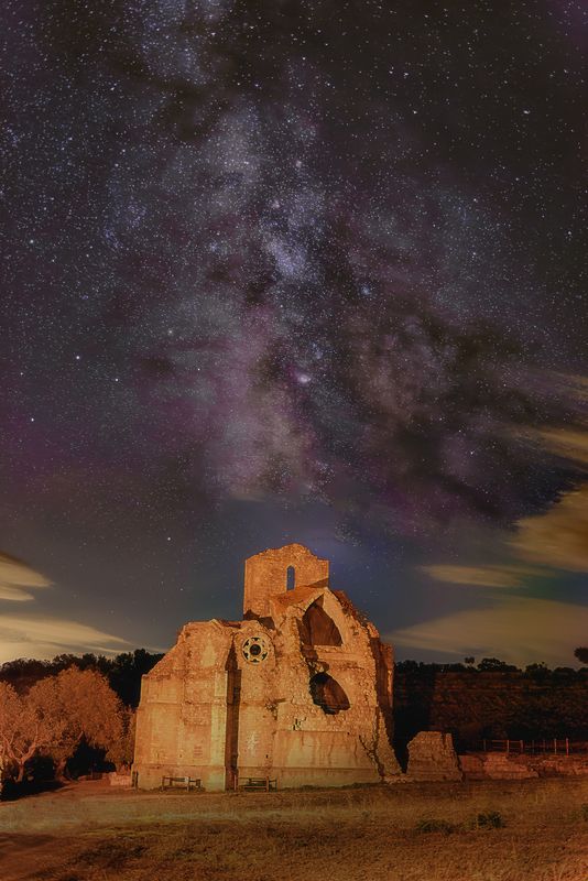 milky way occitanie france night Notre Dame des Oubielsphoto preview