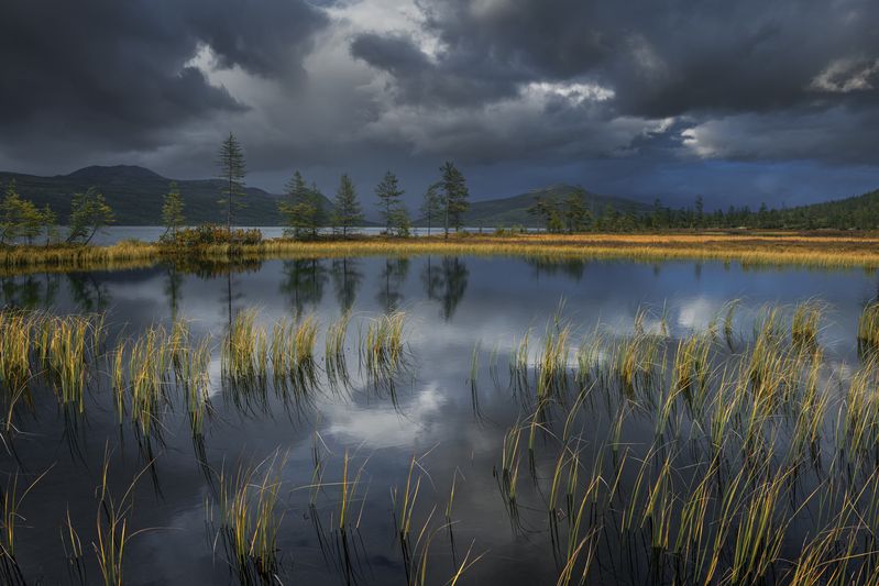 озеро джека лондона Страшно красиво....photo preview