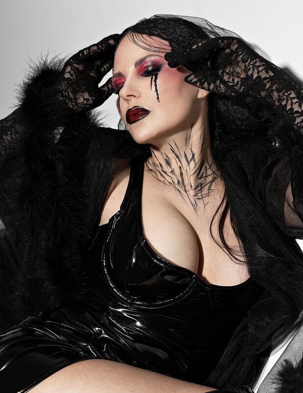 Black Tearsphoto preview