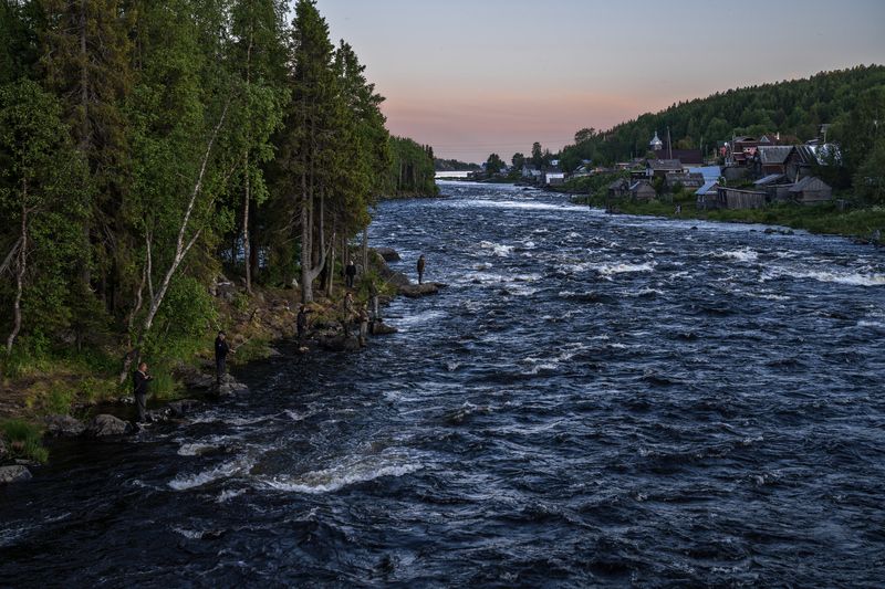 умба, река умба, мурманская область, терский берег, рыбалка, рыбаки Любовь к рыбалке фото превью