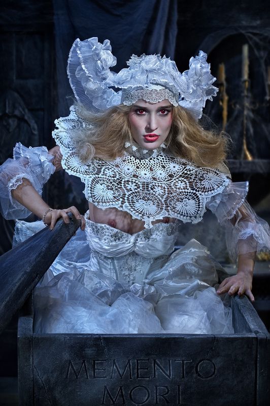 Невеста Дракулыphoto preview