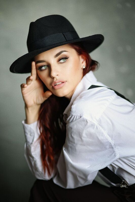 дело в шляпеphoto preview