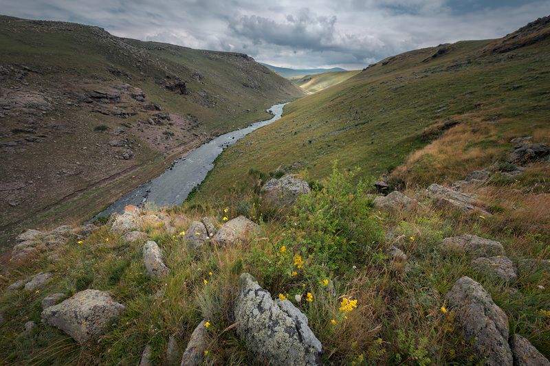 sagamo, lake, paravani,river, canyon, mountain, summer, water, cliffs, landscape, scenery, travel, outdoors, caucasus, sakartvelo, georgia, chizh, სამცხე-ჯავახეთი Canyon Of Paravani Riverphoto preview