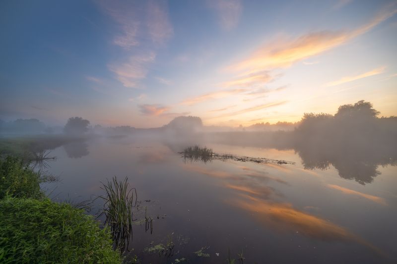 вечер,закат,река,туман,берег,небо,облака,свет,отражение вечер на Клязьмеphoto preview
