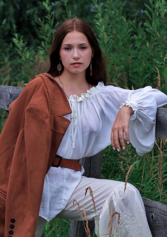 девушка, молодость, лето, день, солнце, зелень Настя фото превью