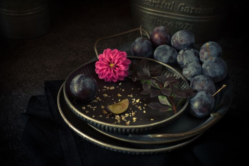 лето, слива, георгин, барбарис, натюрморт ***photo preview