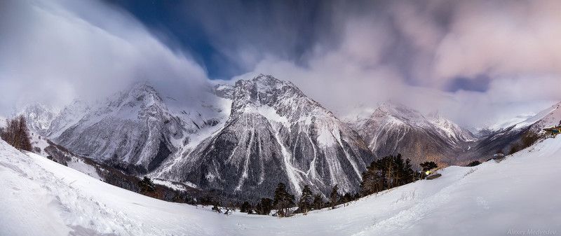 кавказ, домбай, зима, ночь, снег, ущелье, горы Домбайская ночьphoto preview