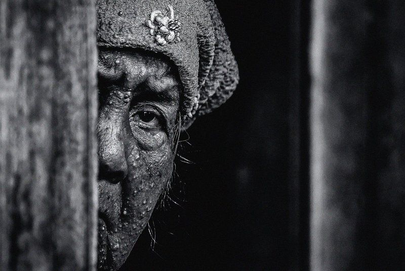 #people #portrait #blackwhite  OLD WOMENphoto preview