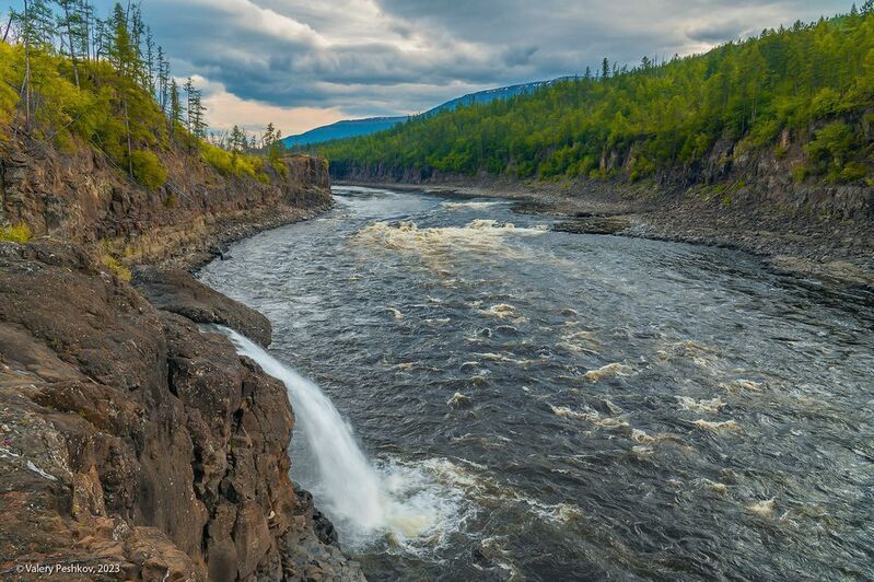 плато путорана, река курейка, водопад, вода, течение, перекаты, каньон, скалы, пороги, владимир коваль Водопад на Курейке (3)photo preview