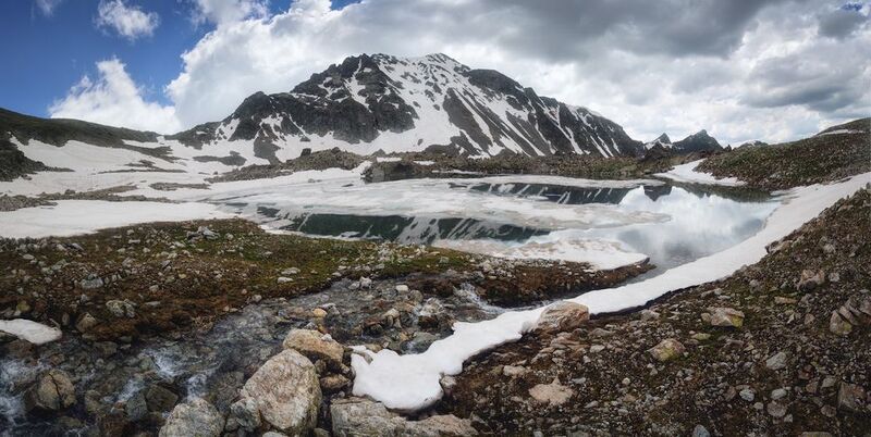 архыз, олений, аюлю, кавказ, кчр У перевала Оленийphoto preview