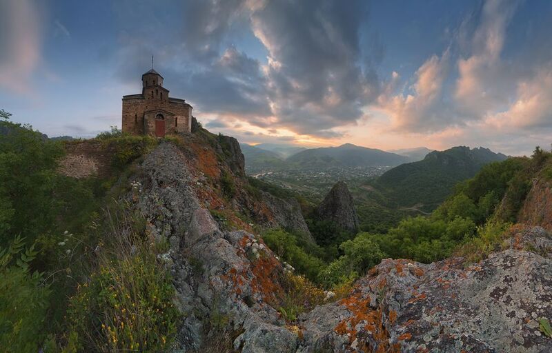 карачаево чераессия, коста хетагурова, шоанинский храм, рассвет Рассвет над Коста Хетагуроваphoto preview