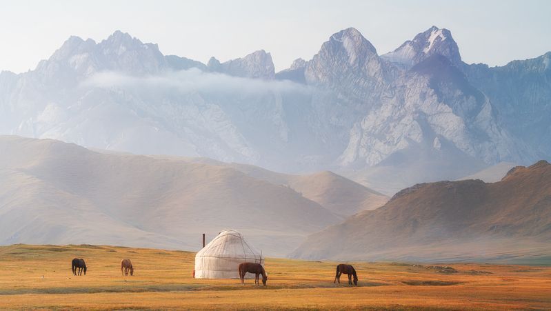 Горы Киргизииphoto preview