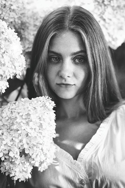 портрет, черно-белое, женский портрет Виолеттаphoto preview