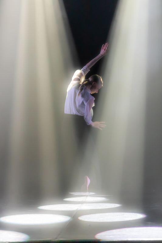 В танцеphoto preview