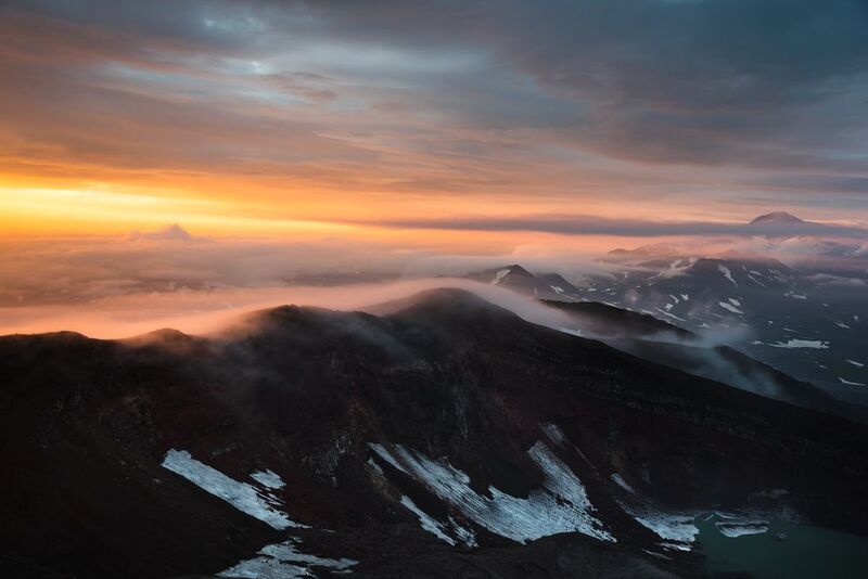 горы, вулкан, камчатка, рассвет, туман, mountains, volcano, kamchatka, sunrise, fog photo preview