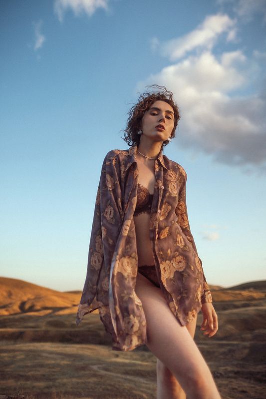 #artphotography, #nudeart, #sensualphotography, #blackandwhitephoto, #fineartnude, #naturalbeauty, #moodyportrait, #bwportrait, #softlight Аляphoto preview