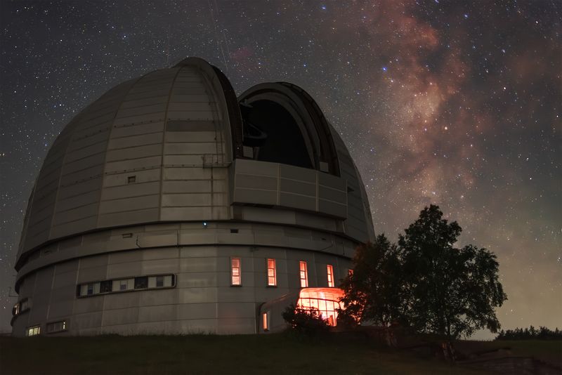 БТА не очень ясной ночьюphoto preview