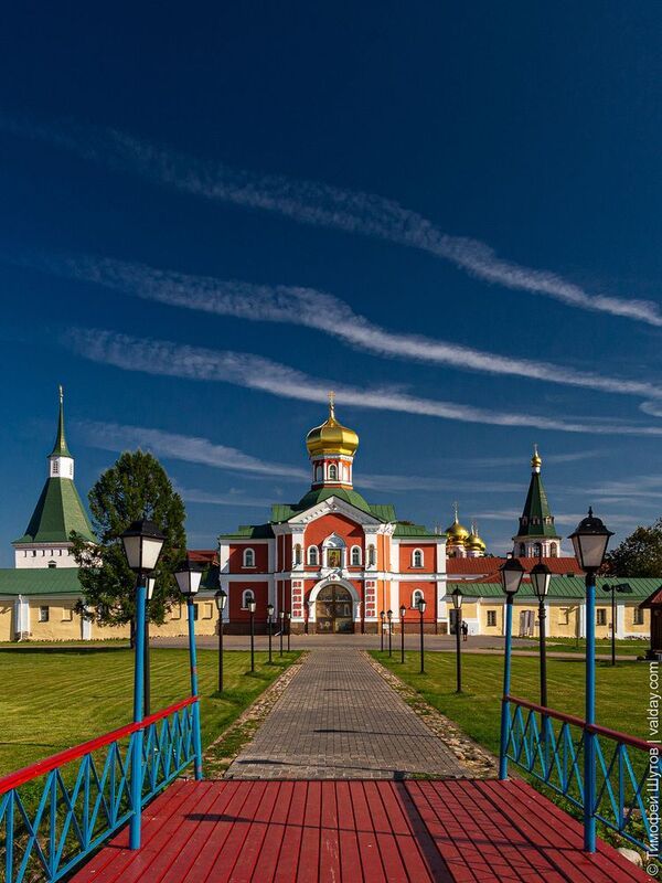 иверский монастырь, валдай Небо в полосочкуphoto preview