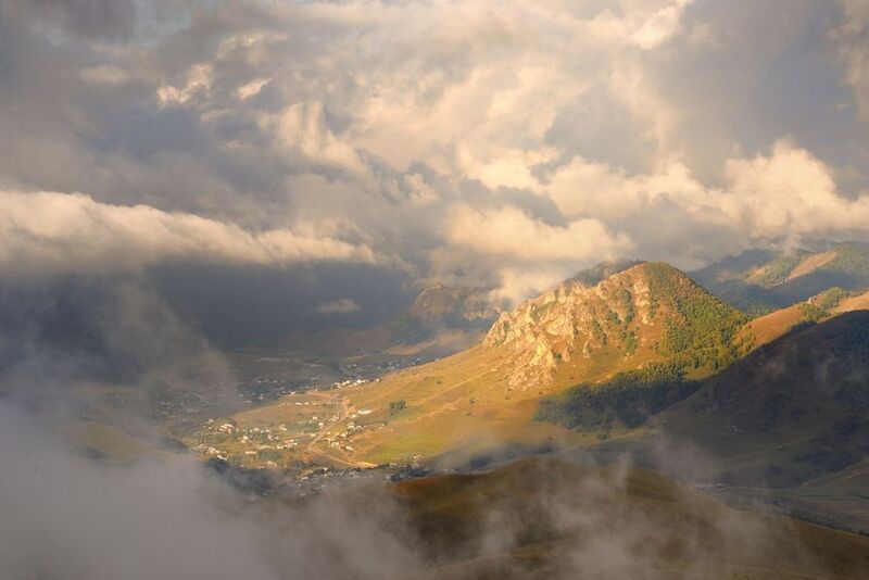 горы осень кавказ рассвет Утро в горах,Верхняя Мараphoto preview