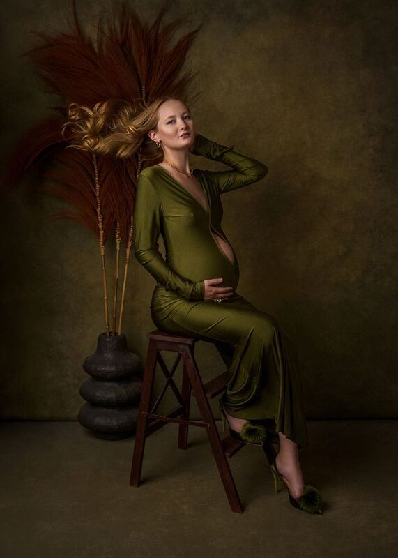 фотосессия беременных, портреты беременных, фото будущий малыш, беременности фотосессия идеи, подготовка к фотосессии беременности, позы для беременных, фотокнига о беременности, локации для беременности фотосессии, стильная беременная фотосессия, фото дл photo preview