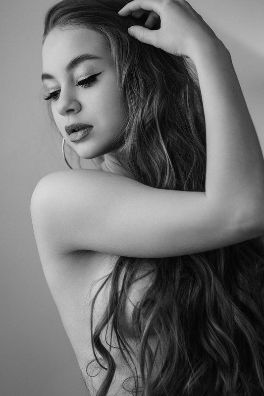 девушка, модель, портрет, фотосессия, гламур, girl, model, modeling, young, portrait, творческий портрет, женский портрет, woman, young woman, glamour, постановка, постановочная фотография, fashion, fine art, sexy, sensual Ангелинаphoto preview