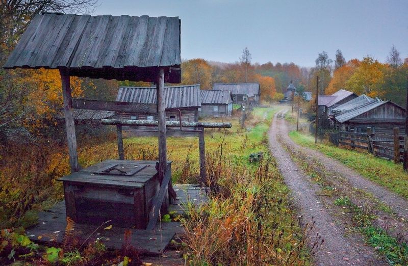 Золотая осень в деревнеphoto preview