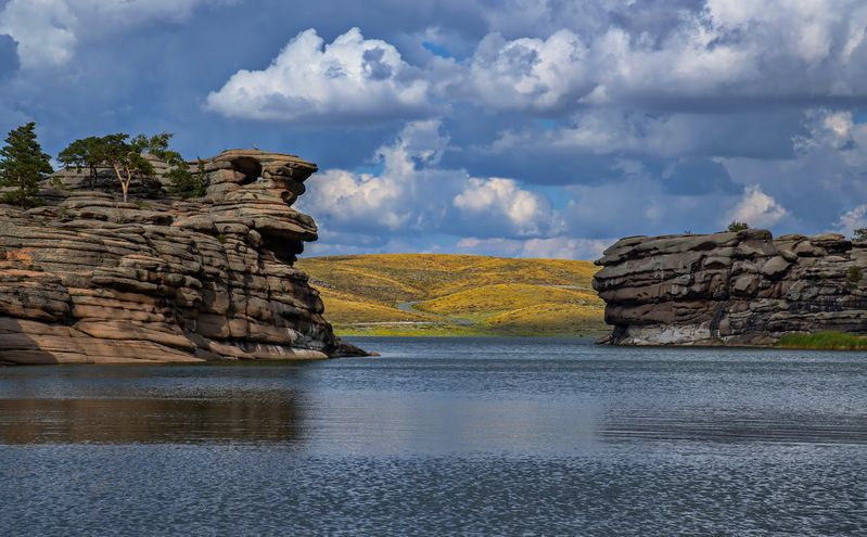 горы торайгыр баянаул Озеро Торайгырphoto preview