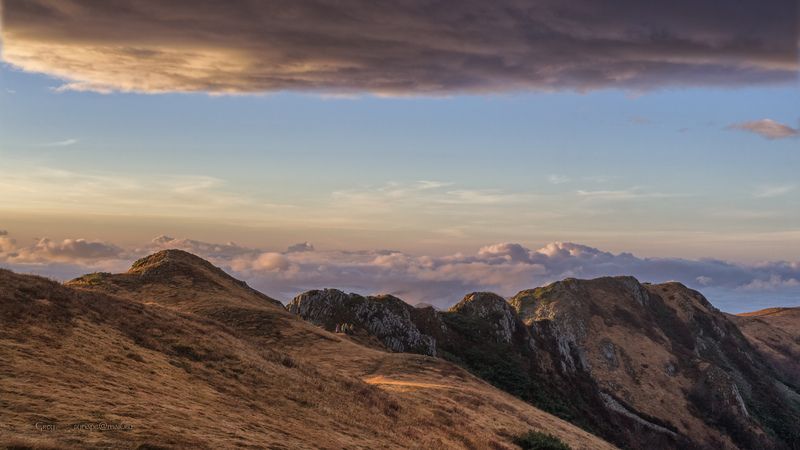 Семиглавая Кашина горы закат облака скалы Заблудившиеся в пространстве...photo preview
