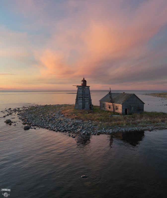 Летне-Орловский маяк, Белое мореphoto preview