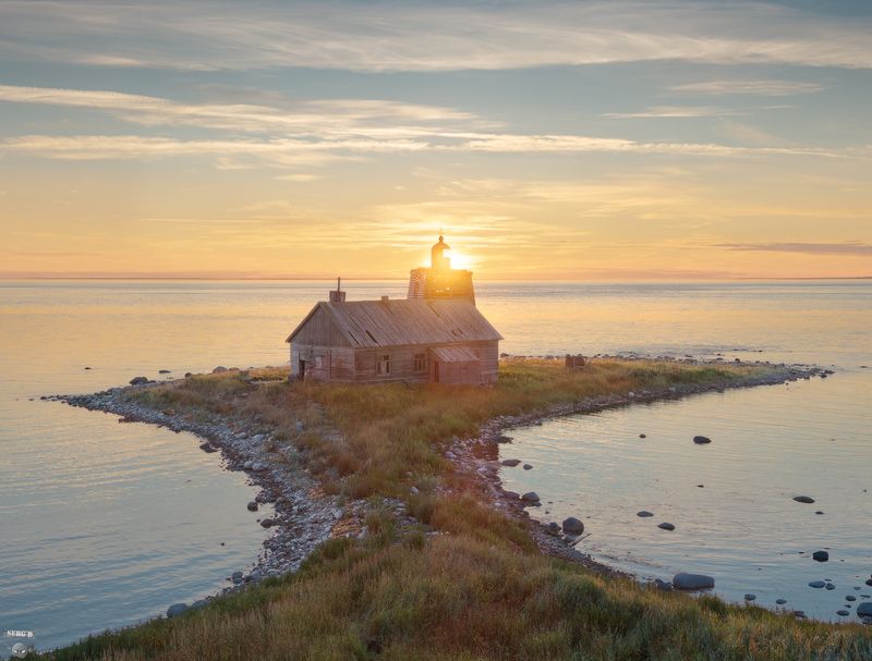 Летне-Орловский маяк, Белое мореphoto preview