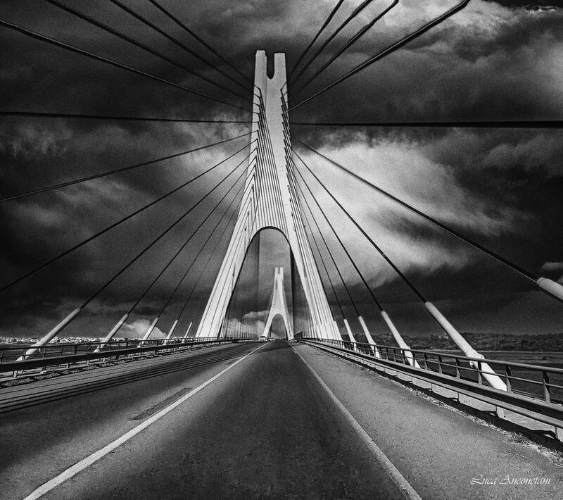street bridge travel portugal b/n b/w momochrome contrast Vasco da Gama bridge фото превью