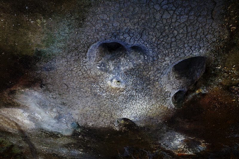 фумарола, скалы, камчатка Бездна смотрит на тебя фото превью