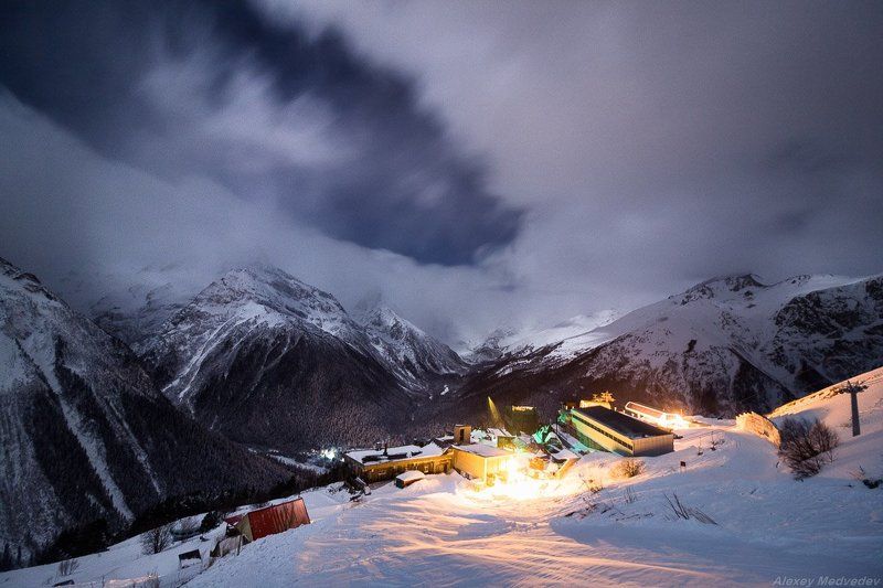кавказ, домбай, зима, ночь, снег, ущелье, горы Ночь на Мусат-Ачитараphoto preview