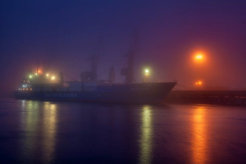 baltic sea, fog, lights, night, sea, ship Baltic Reefersphoto preview