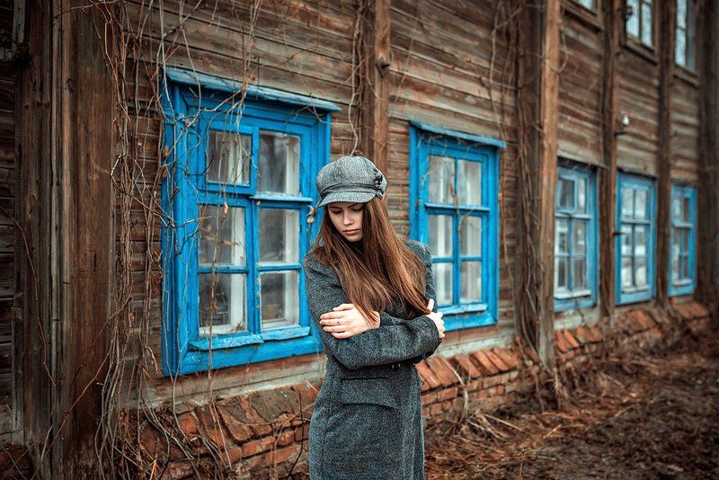 Old house, Весна, Девушка, Провинция, Старый дом provincialphoto preview