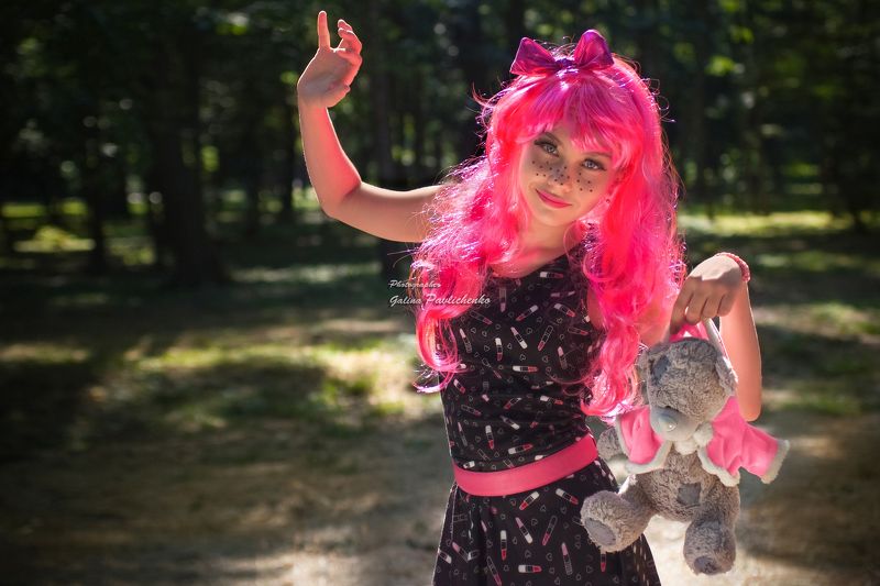 веснушки, девочка, детский мир, игрушки, кукла, розовые волосы Девочка-куклаphoto preview