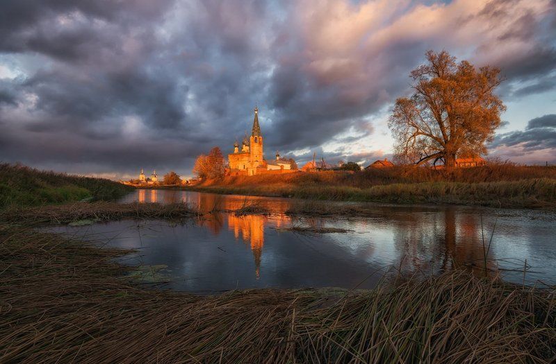 дунилово, кириллов Про свет, что сходит нам с небес...photo preview