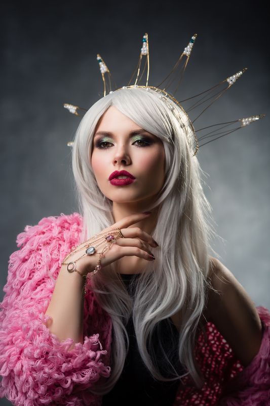 Гламур, Девушка в короне, Корона Царевнаphoto preview