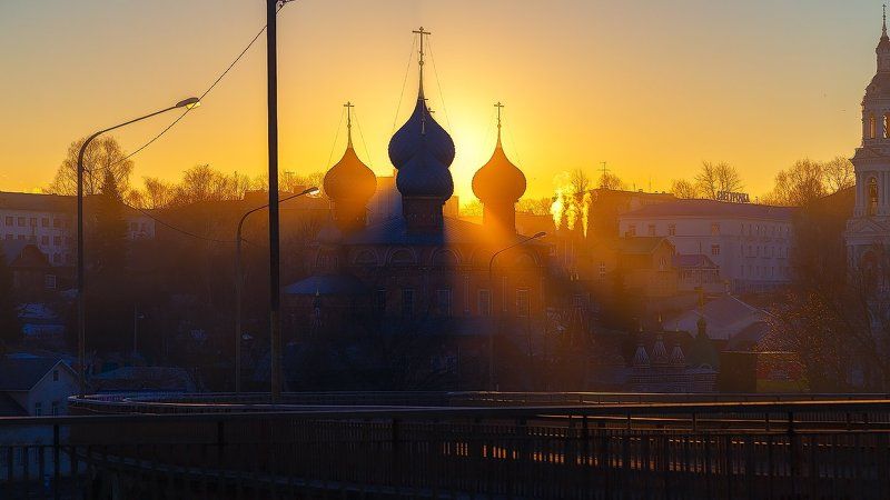 Утро красит нежным светомphoto preview