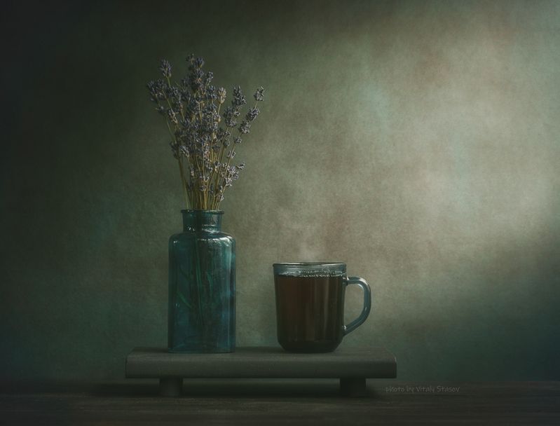 цветы, чашка, натюрморт, напиток, аромат, вкусно, flowers, still life, drink, чай , flowers, минимализм, концептуальное Оттенки цвета.. Цветы и чашка чая..photo preview