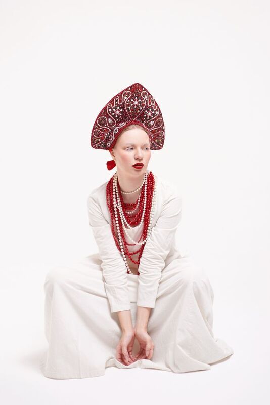 женский портрет, фотосессия в русском стиле, сказка, царевна, кокошник Царевнаphoto preview