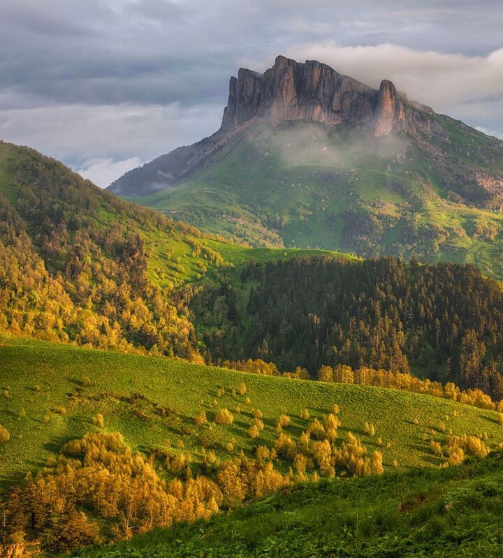 западный кавказ, тхач, ачешбок, бабук, лето , июнь, рассвет Вид на Б.Тхач с м. Бабукаphoto preview
